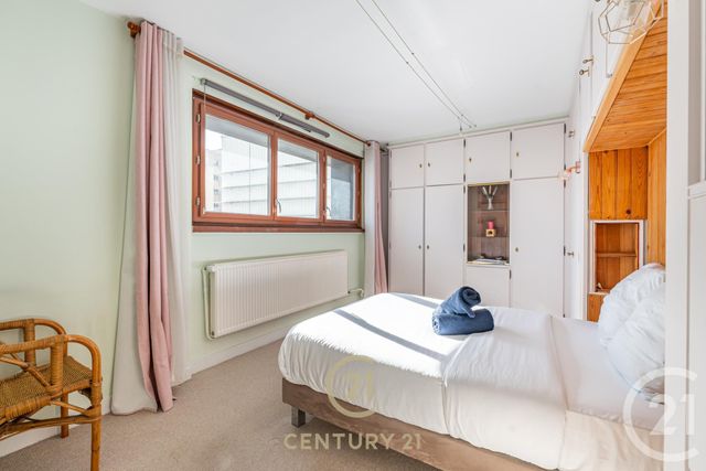 Appartement F2 à vendre - 2 pièces - 49.96 m2 - PARIS - 75015 - ILE-DE-FRANCE - Century 21 Vouillé