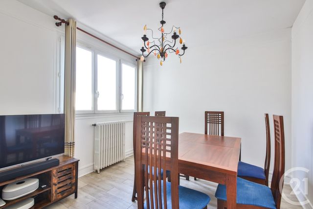 Appartement F3 à vendre - 3 pièces - 67.0 m2 - PARIS - 75015 - ILE-DE-FRANCE - Century 21 Vouillé