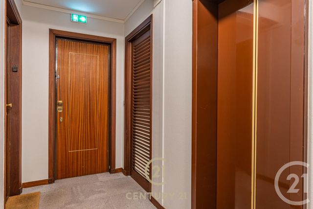 Appartement F2 à vendre - 2 pièces - 54.32 m2 - PARIS - 75015 - ILE-DE-FRANCE - Century 21 Vouillé