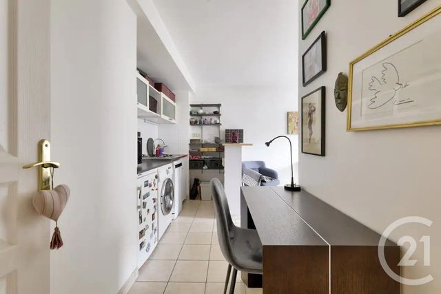 Afficher la photo en grand Appartement F2 à vendre - 2 pièces - 36.28 m2 - PARIS - 75015 - ILE-DE-FRANCE - Century 21 Vouillé