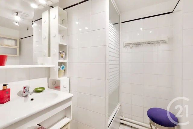 Afficher la photo en grand Appartement F2 à vendre - 2 pièces - 36.28 m2 - PARIS - 75015 - ILE-DE-FRANCE - Century 21 Vouillé