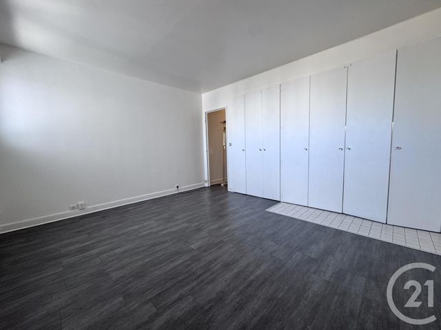 Appartement F1 à vendre - 1 pièce - 25.0 m2 - PARIS - 75015 - ILE-DE-FRANCE - Century 21 Vouillé
