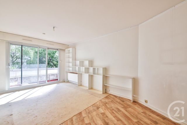 Appartement T2 à vendre - 2 pièces - 44.45 m2 - PARIS - 75015 - ILE-DE-FRANCE - Century 21 Vouillé