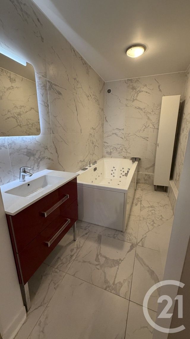 Appartement F3 à vendre - 3 pièces - 90.0 m2 - PARIS - 75015 - ILE-DE-FRANCE - Century 21 Vouillé