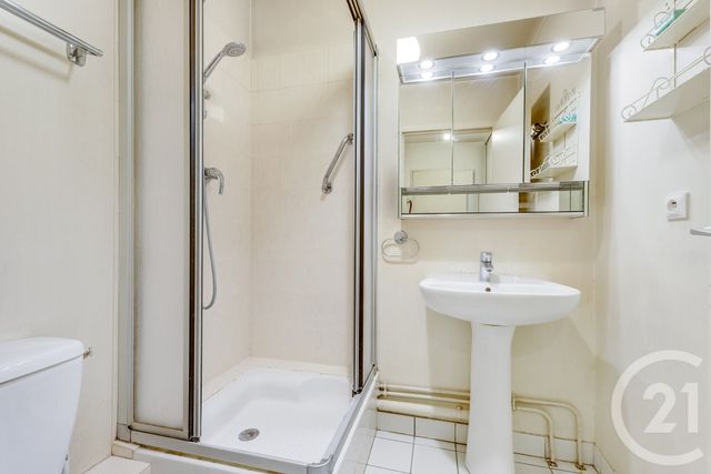 Appartement F4 à vendre - 4 pièces - 97.48 m2 - PARIS - 75015 - ILE-DE-FRANCE - Century 21 Vouillé