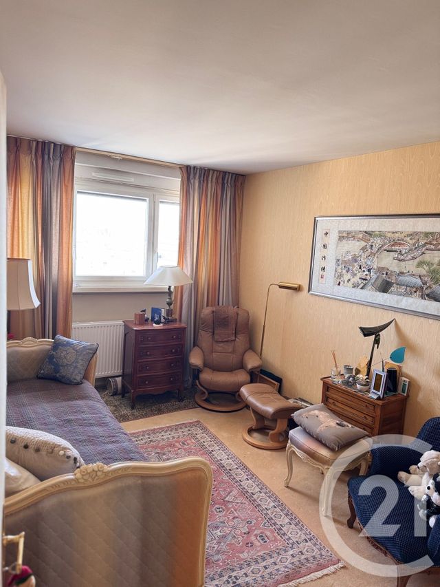Afficher la photo en grand Appartement F3 à vendre - 3 pièces - 67.0 m2 - PARIS - 75015 - ILE-DE-FRANCE - Century 21 Vouillé