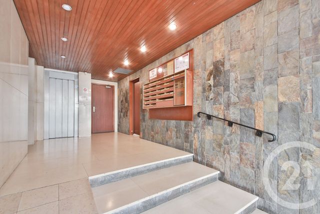 Appartement F3 à vendre - 3 pièces - 66.74 m2 - PARIS - 75015 - ILE-DE-FRANCE - Century 21 Vouillé