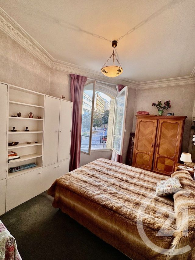 Appartement F3 à vendre - 3 pièces - 69.2 m2 - PARIS - 75015 - ILE-DE-FRANCE - Century 21 Vouillé