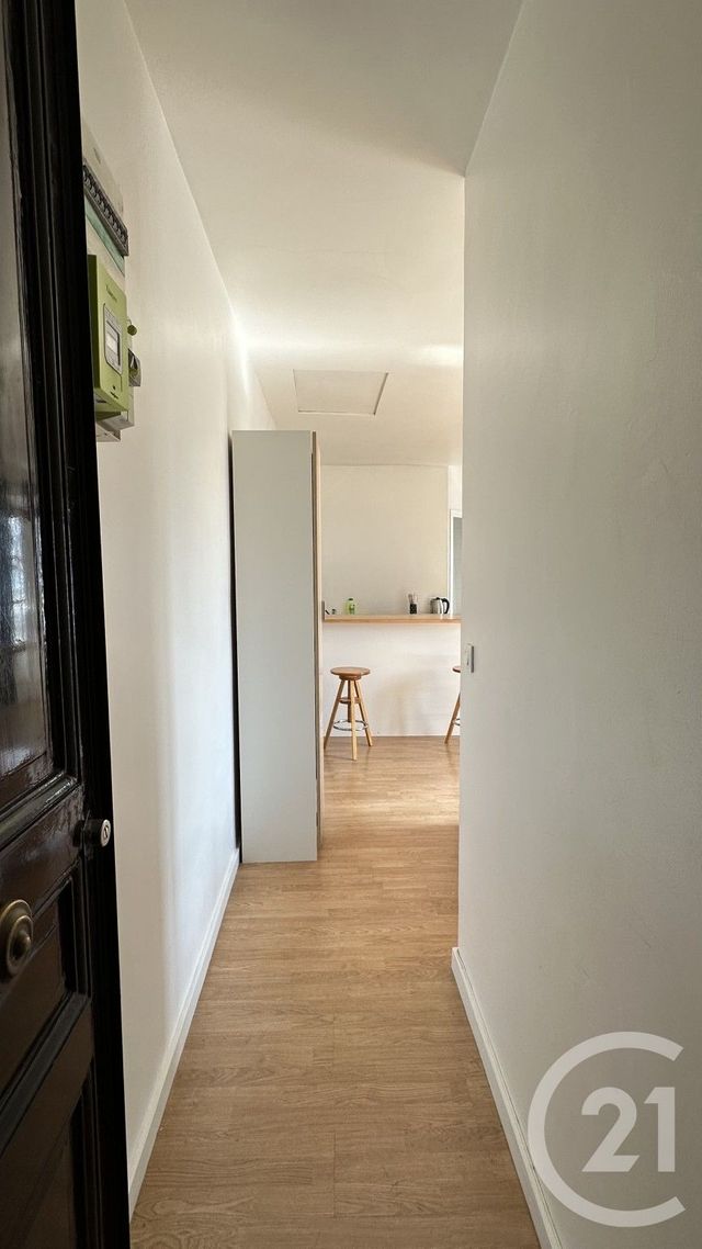 Appartement F1 à vendre - 1 pièce - 22.3 m2 - PARIS - 75015 - ILE-DE-FRANCE - Century 21 Vouillé
