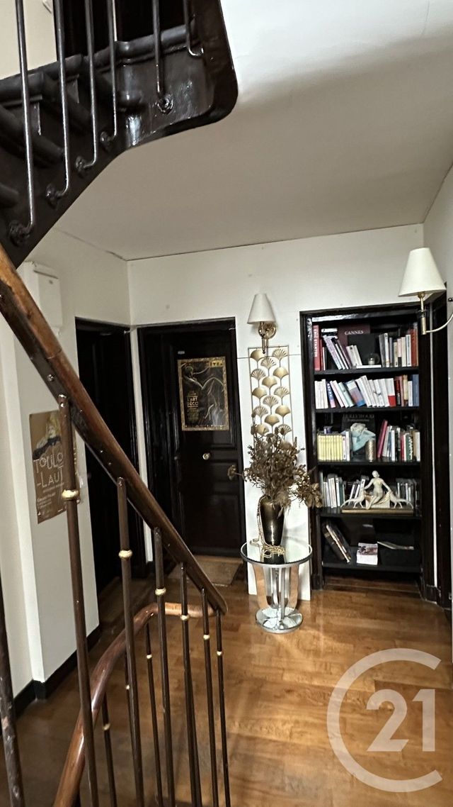 Appartement F1 à vendre - 1 pièce - 22.3 m2 - PARIS - 75015 - ILE-DE-FRANCE - Century 21 Vouillé