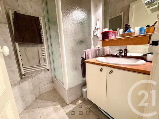 Appartement à vendre - 2 pièces - 46.0 m2 - PARIS - 75015 - ILE-DE-FRANCE - Century 21 Vouillé