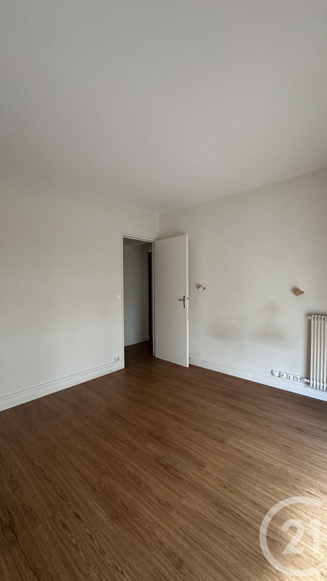 Appartement F2 à vendre - 2 pièces - 44.31 m2 - PARIS - 75015 - ILE-DE-FRANCE - Century 21 Vouillé