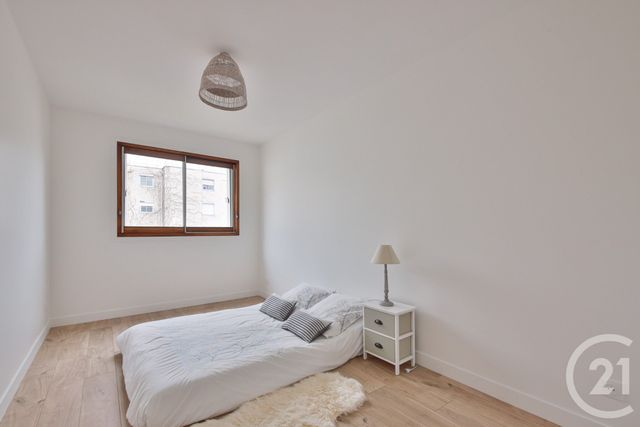 Appartement F4 à vendre - 4 pièces - 80.32 m2 - PARIS - 75015 - ILE-DE-FRANCE - Century 21 Vouillé