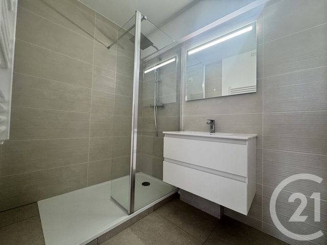 Appartement F3 à vendre - 3 pièces - 65.95 m2 - PARIS - 75015 - ILE-DE-FRANCE - Century 21 Vouillé