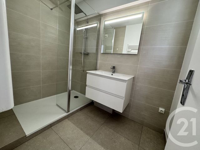 Appartement F3 à vendre - 3 pièces - 65.95 m2 - PARIS - 75015 - ILE-DE-FRANCE - Century 21 Vouillé