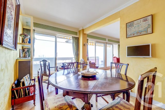 Appartement F4 à vendre - 4 pièces - 104.58 m2 - PARIS - 75015 - ILE-DE-FRANCE - Century 21 Vouillé