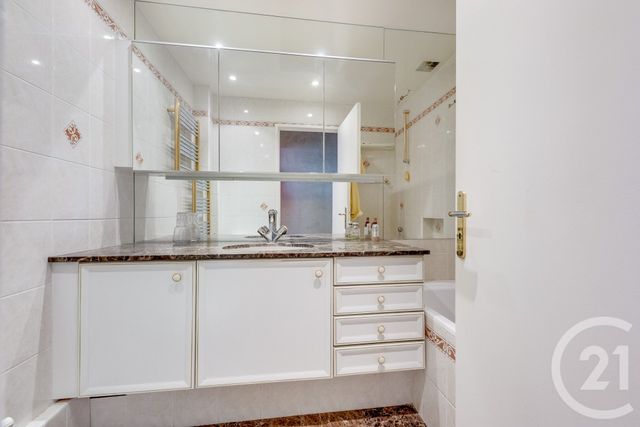 Appartement F4 à vendre - 4 pièces - 104.58 m2 - PARIS - 75015 - ILE-DE-FRANCE - Century 21 Vouillé