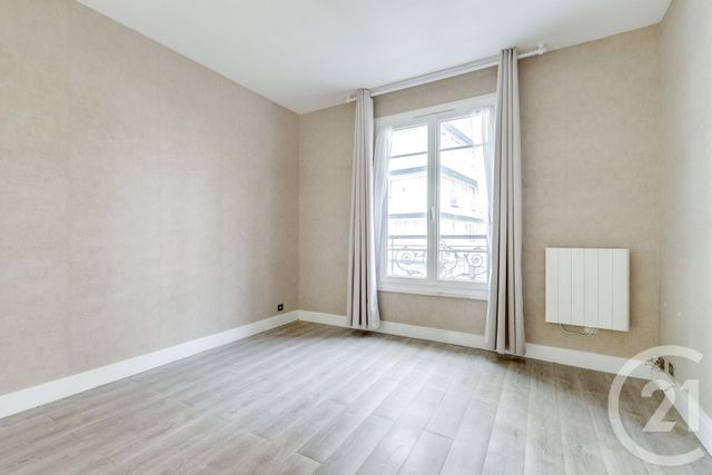 Appartement T3 à vendre - 3 pièces - 63.0 m2 - PARIS - 75015 - ILE-DE-FRANCE - Century 21 Vouillé