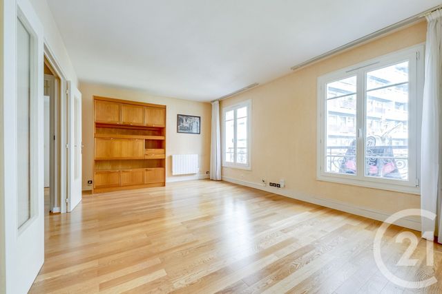 Appartement T3 à vendre - 3 pièces - 63.0 m2 - PARIS - 75015 - ILE-DE-FRANCE - Century 21 Vouillé