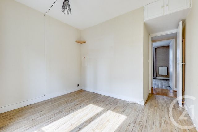 Appartement T3 à vendre - 3 pièces - 63.0 m2 - PARIS - 75015 - ILE-DE-FRANCE - Century 21 Vouillé