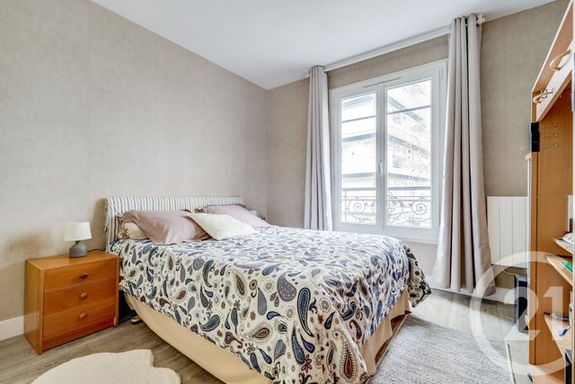 Appartement T3 à vendre - 3 pièces - 63.0 m2 - PARIS - 75015 - ILE-DE-FRANCE - Century 21 Vouillé