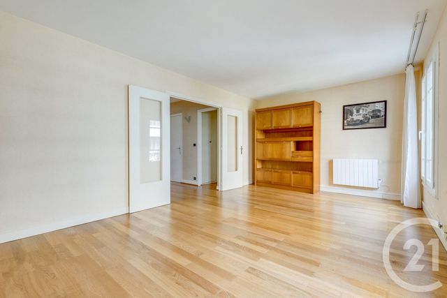 Appartement T3 à vendre - 3 pièces - 63.0 m2 - PARIS - 75015 - ILE-DE-FRANCE - Century 21 Vouillé