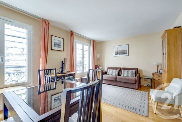 Appartement T3 à vendre - 3 pièces - 63.0 m2 - PARIS - 75015 - ILE-DE-FRANCE - Century 21 Vouillé