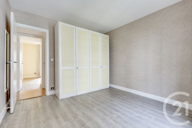 Appartement T3 à vendre - 3 pièces - 63.0 m2 - PARIS - 75015 - ILE-DE-FRANCE - Century 21 Vouillé