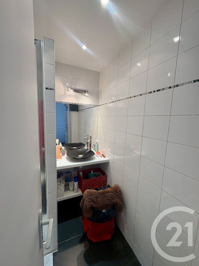 Appartement Studio à vendre - 1 pièce - 23.05 m2 - PARIS - 75015 - ILE-DE-FRANCE - Century 21 Vouillé