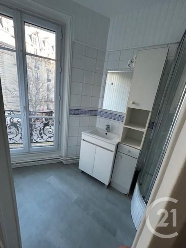 Appartement F2 à louer - 2 pièces - 46.52 m2 - PARIS - 75015 - ILE-DE-FRANCE - Century 21 Vouillé