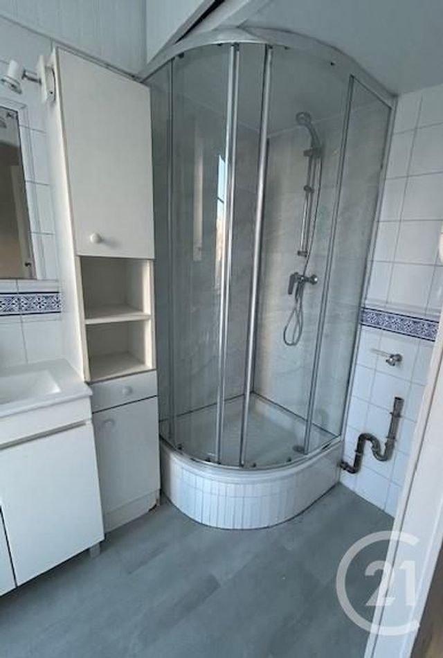 Appartement F2 à louer - 2 pièces - 46.52 m2 - PARIS - 75015 - ILE-DE-FRANCE - Century 21 Vouillé