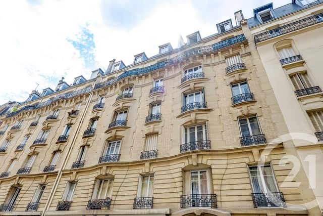 Appartement Studio à vendre - 1 pièce - 23.22 m2 - PARIS - 75015 - ILE-DE-FRANCE - Century 21 Vouillé
