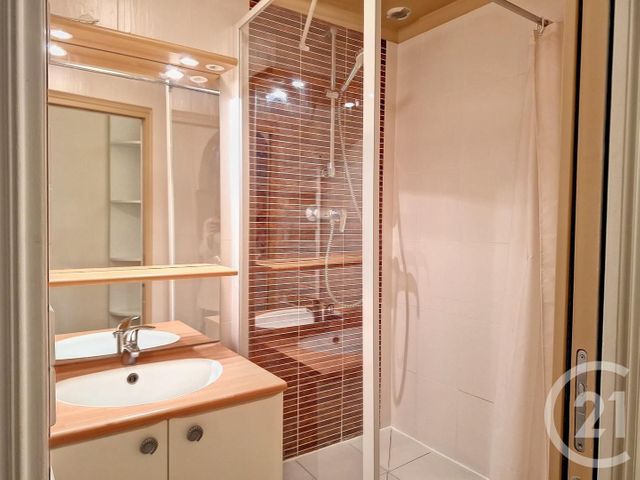 Appartement à louer - 2 pièces - 42.39 m2 - PARIS - 75015 - ILE-DE-FRANCE - Century 21 Vouillé