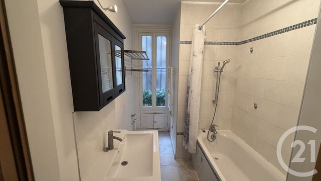 Appartement F3 à vendre - 3 pièces - 51.02 m2 - PARIS - 75015 - ILE-DE-FRANCE - Century 21 Vouillé
