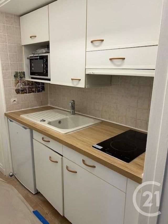 Appartement à louer - 2 pièces - 49.47 m2 - PARIS - 75015 - ILE-DE-FRANCE - Century 21 Vouillé