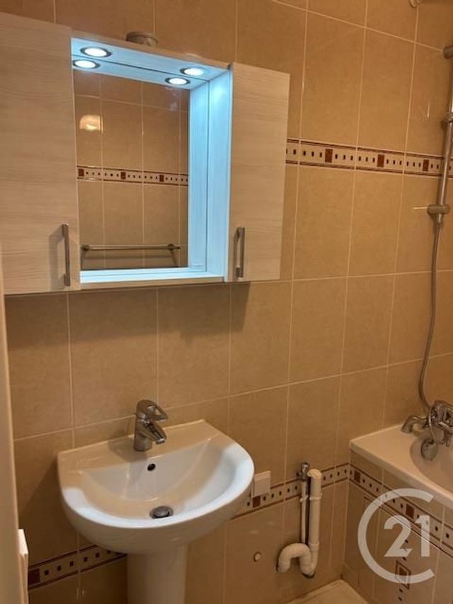 Appartement à louer - 2 pièces - 49.47 m2 - PARIS - 75015 - ILE-DE-FRANCE - Century 21 Vouillé