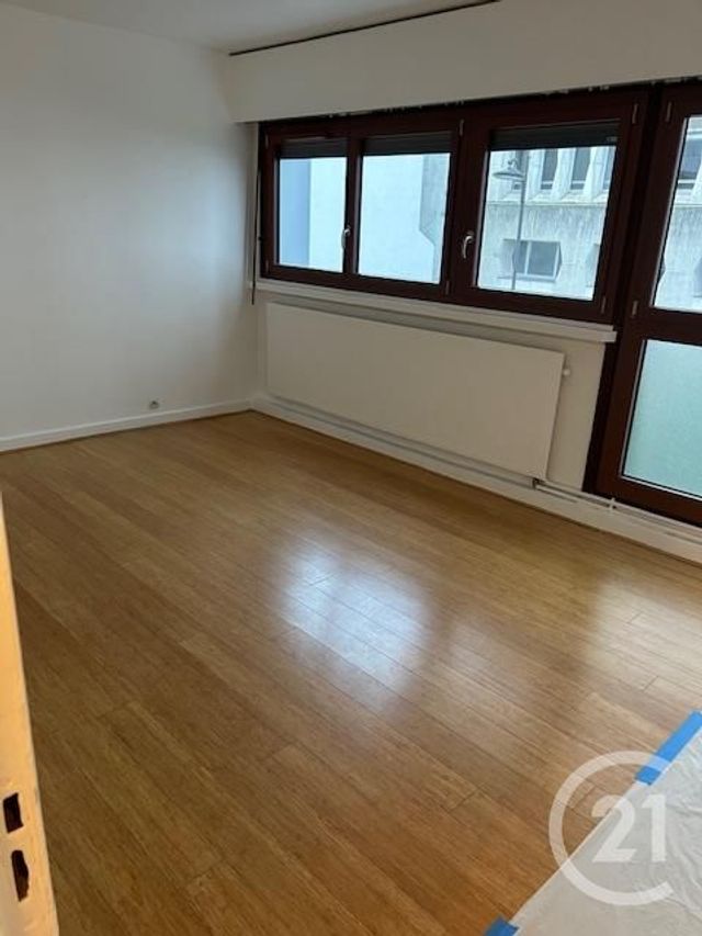 Appartement à louer - 2 pièces - 49.47 m2 - PARIS - 75015 - ILE-DE-FRANCE - Century 21 Vouillé