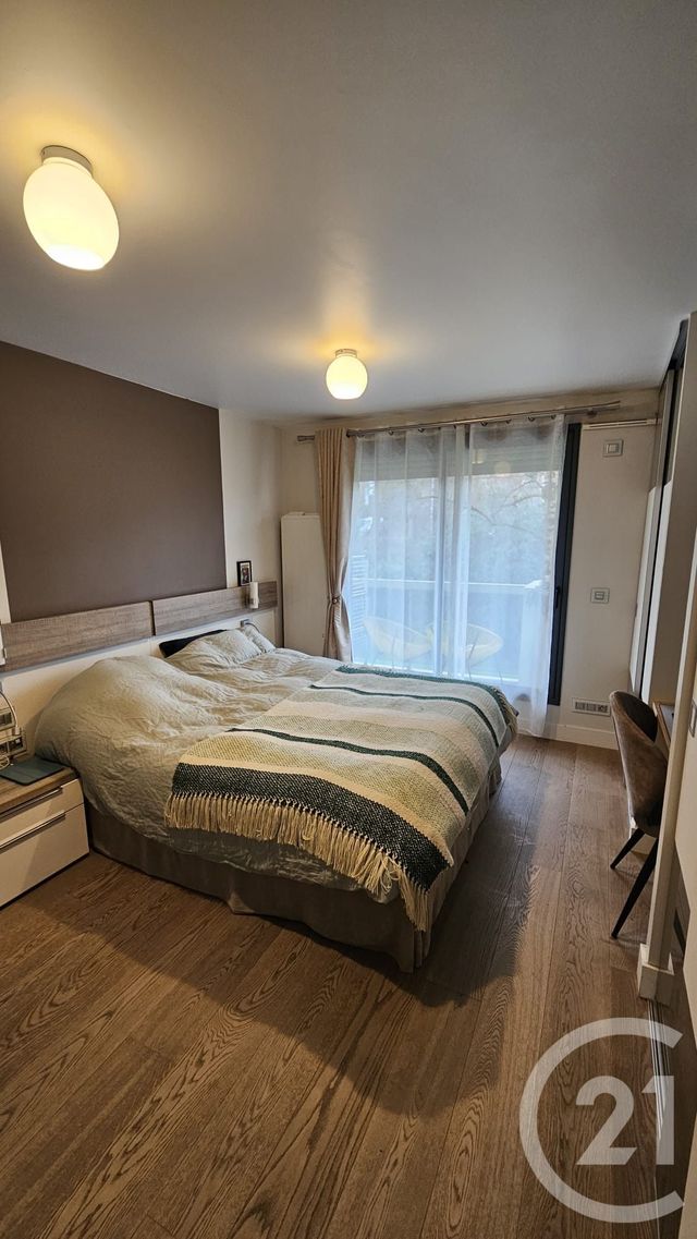 Appartement F4 à vendre - 4 pièces - 97.56 m2 - SURESNES - 92 - ILE-DE-FRANCE - Century 21 Vouillé