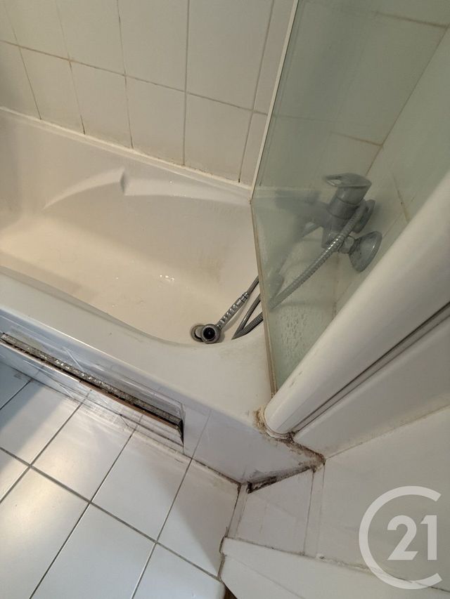 Appartement F2 à vendre - 2 pièces - 48.0 m2 - PARIS - 75015 - ILE-DE-FRANCE - Century 21 Vouillé