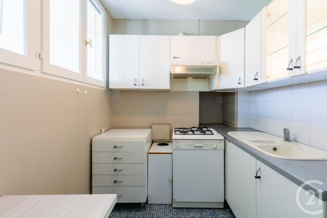 Appartement Studio à vendre - 1 pièce - 38.65 m2 - PARIS - 75015 - ILE-DE-FRANCE - Century 21 Vouillé