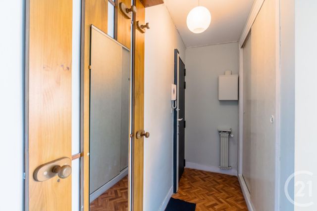 Appartement Studio à vendre - 1 pièce - 38.65 m2 - PARIS - 75015 - ILE-DE-FRANCE - Century 21 Vouillé