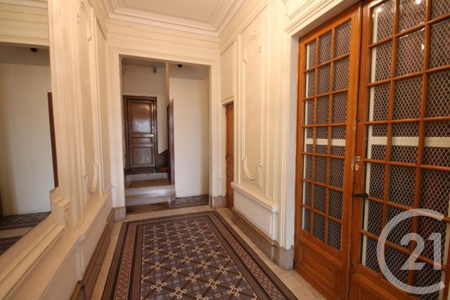 Appartement F2 à vendre - 2 pièces - 43.54 m2 - PARIS - 75015 - ILE-DE-FRANCE - Century 21 Vouillé