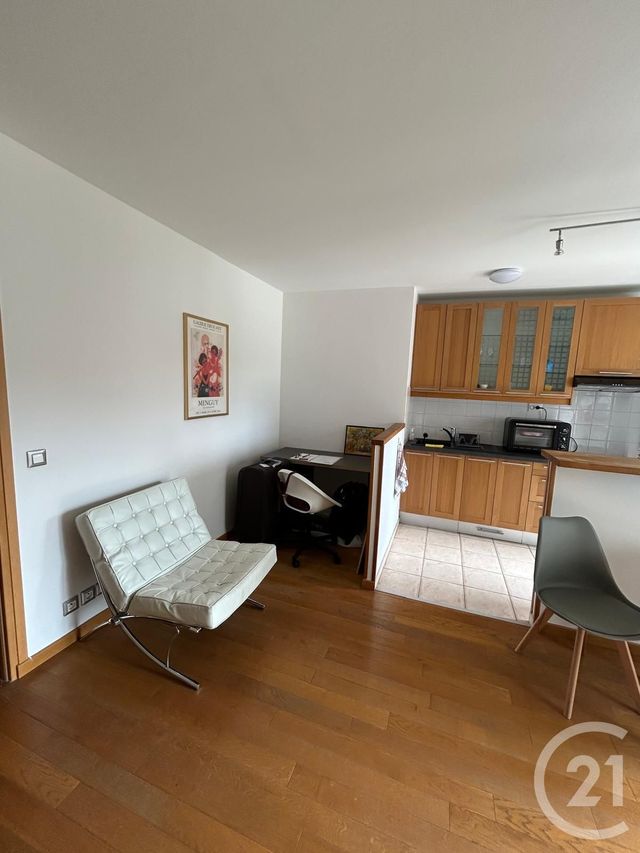 Appartement F1 à louer - 1 pièce - 35.89 m2 - PARIS - 75015 - ILE-DE-FRANCE - Century 21 Vouillé