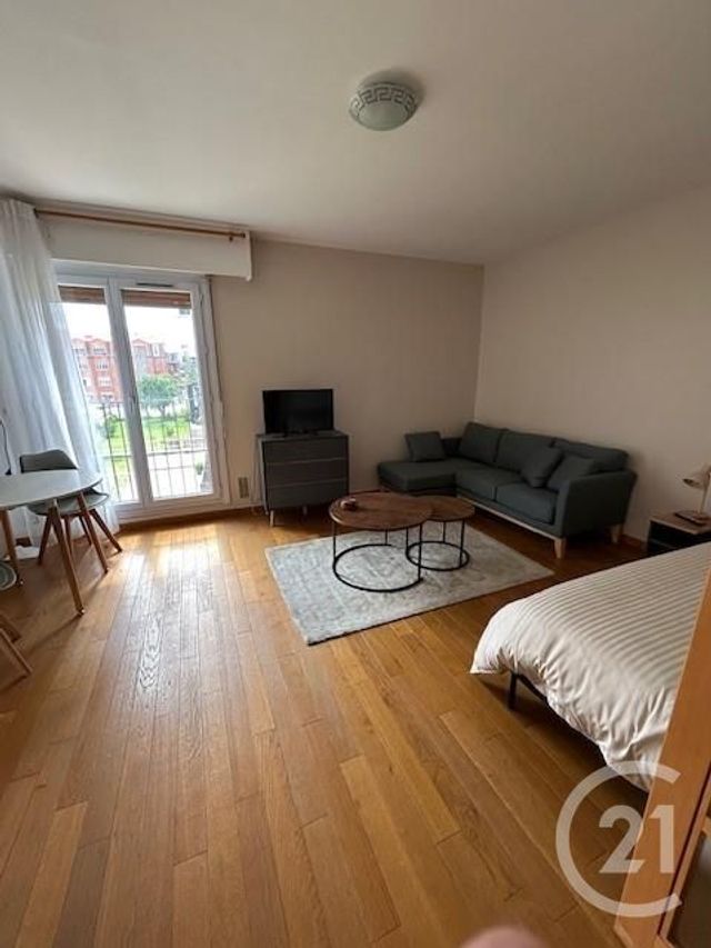 Appartement F1 à louer PARIS