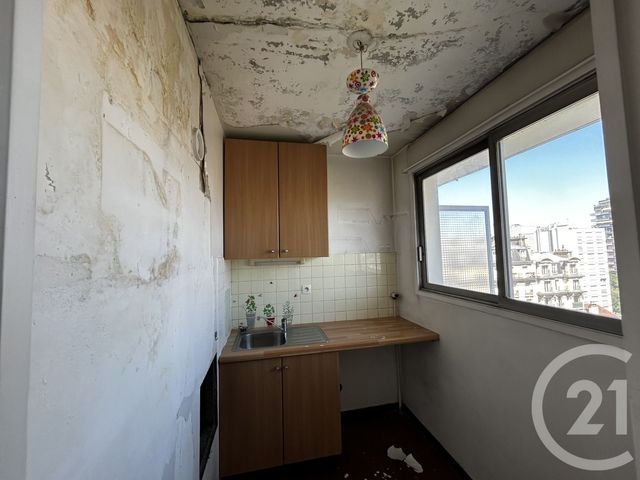 Appartement Studio à vendre - 1 pièce - 28.0 m2 - PARIS - 75015 - ILE-DE-FRANCE - Century 21 Vouillé