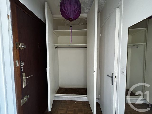 Appartement Studio à vendre - 1 pièce - 28.0 m2 - PARIS - 75015 - ILE-DE-FRANCE - Century 21 Vouillé