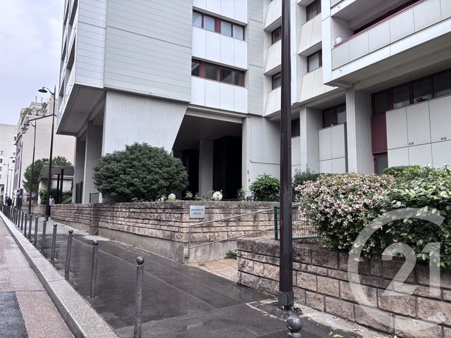 Appartement F1 à vendre - 1 pièce - 24.62 m2 - PARIS - 75015 - ILE-DE-FRANCE - Century 21 Vouillé