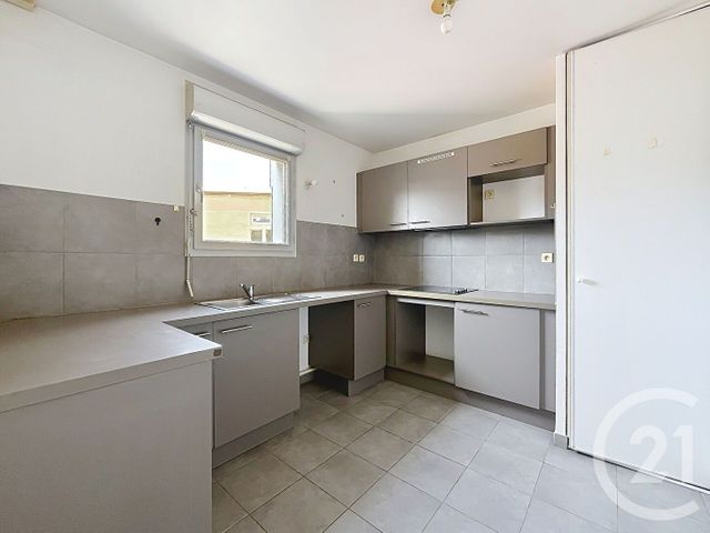 Appartement F3 à vendre - 3 pièces - 63.0 m2 - MARSEILLE - 13002 - PROVENCE-ALPES-COTE-D-AZUR - Century 21 Vouillé