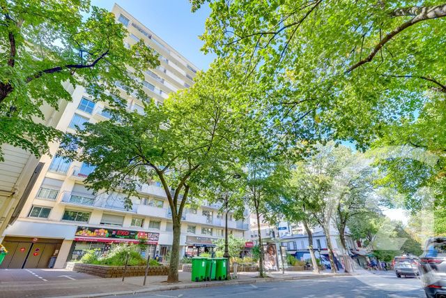 Appartement F2 à vendre - 2 pièces - 41.92 m2 - PARIS - 75015 - ILE-DE-FRANCE - Century 21 Vouillé