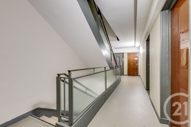 Appartement F1 à vendre - 1 pièce - 26.0 m2 - PARIS - 75015 - ILE-DE-FRANCE - Century 21 Vouillé